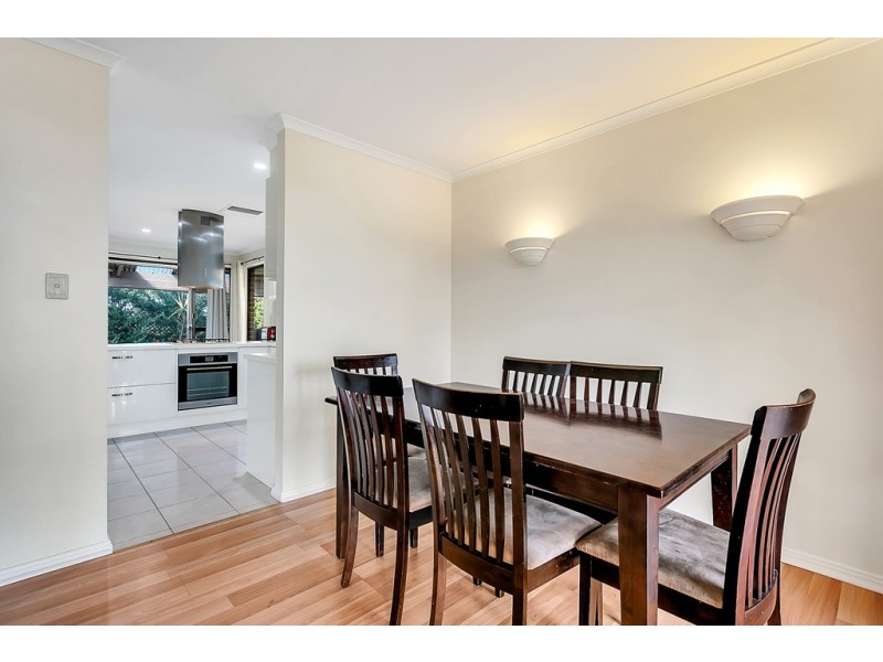 18 Lapwing Street, Hallett Cove SA 5158