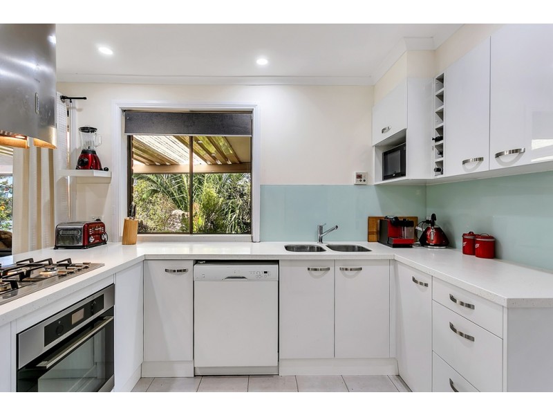 18 Lapwing Street, Hallett Cove SA 5158