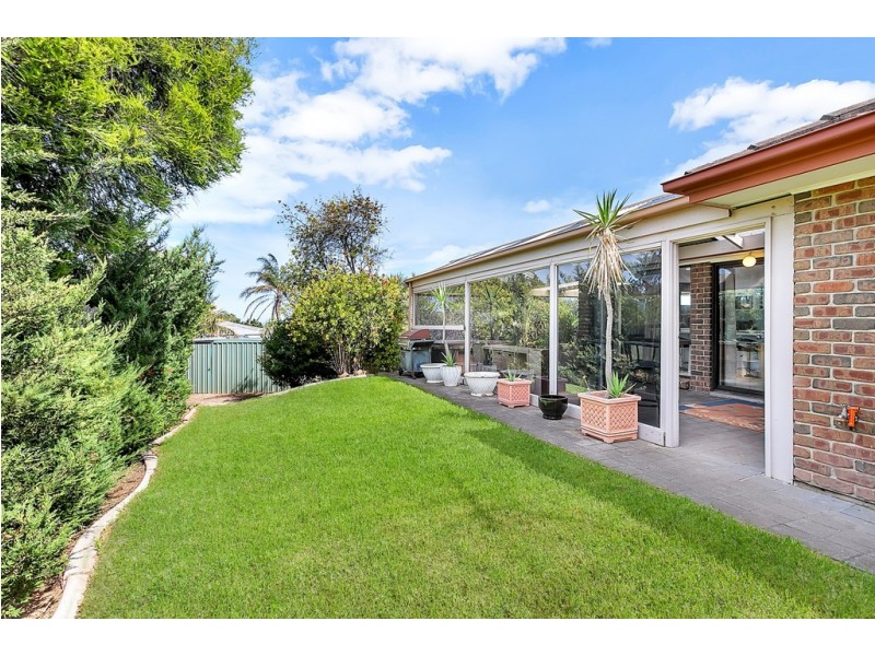 18 Lapwing Street, Hallett Cove SA 5158