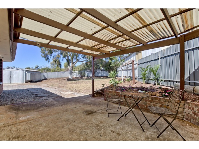 4 Olga Court, Morphett Vale SA 5162