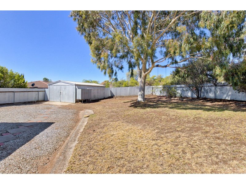 4 Olga Court, Morphett Vale SA 5162