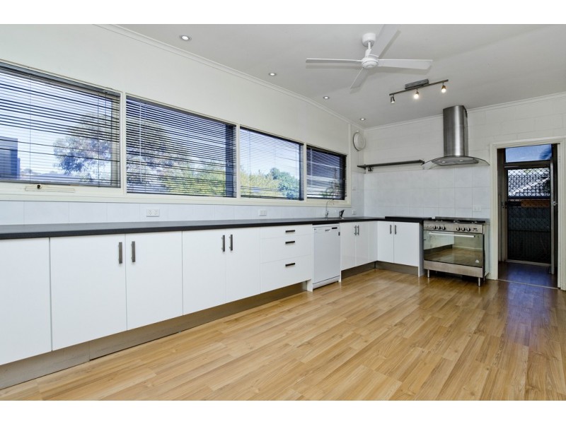 18 O’Grady Drive, Para Hills SA 5096