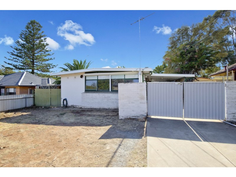 18 O’Grady Drive, Para Hills SA 5096