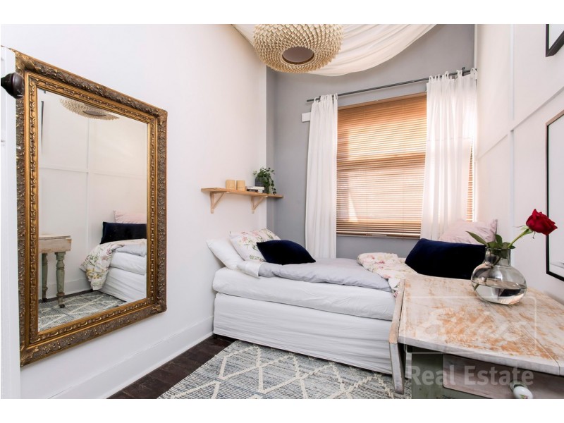 2 Cambridge Terrace, Brighton SA 5048