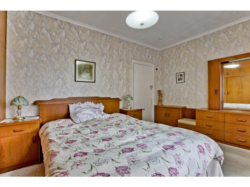 90 Dunrobin Road, Warradale SA 5046