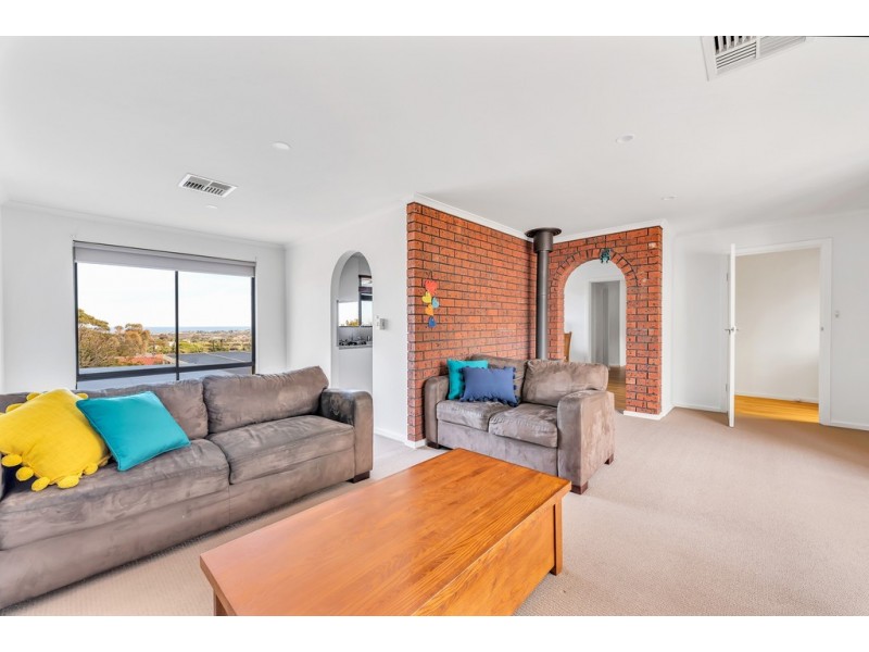 15 Darwendale Street, Huntfield Heights SA 5163