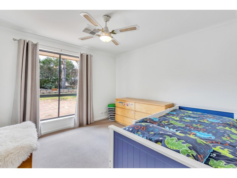 15 Darwendale Street, Huntfield Heights SA 5163