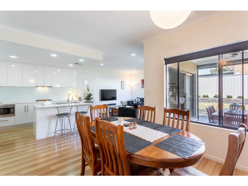 38A White Crescent, Seacombe Gardens SA 5047