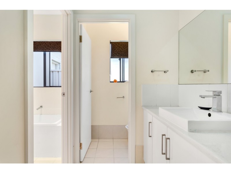 38A White Crescent, Seacombe Gardens SA 5047