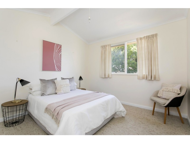 15 Newlands Drive, West Beach SA 5024