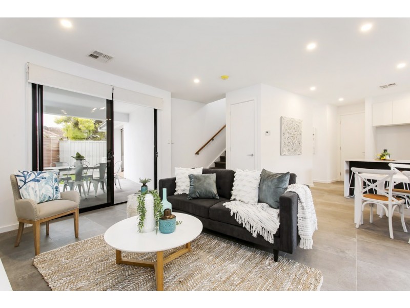 14 Railway Terrace (corner 51 Illawarra Ave), Hove SA 5048