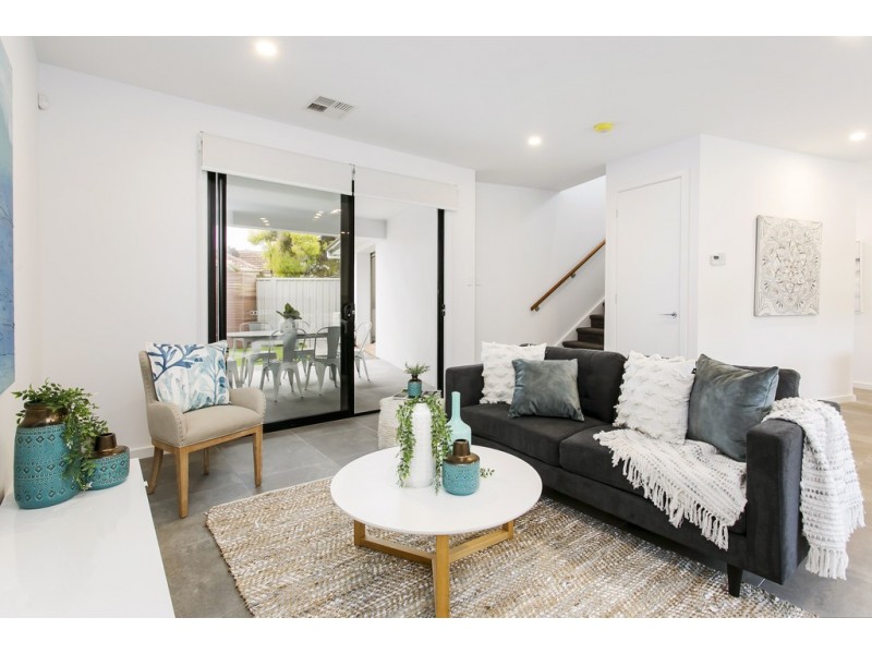 14 Railway Terrace (corner 51 Illawarra Ave), Hove SA 5048