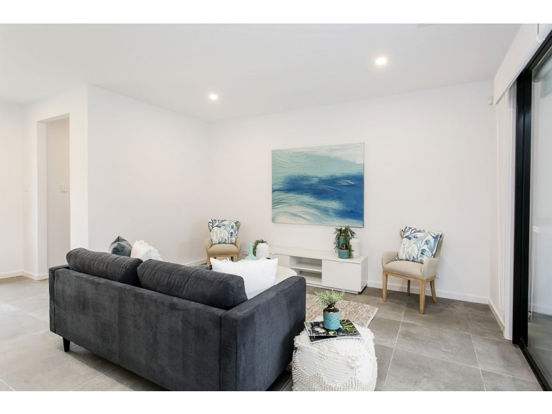 14 Railway Terrace (corner 51 Illawarra Ave), Hove SA 5048