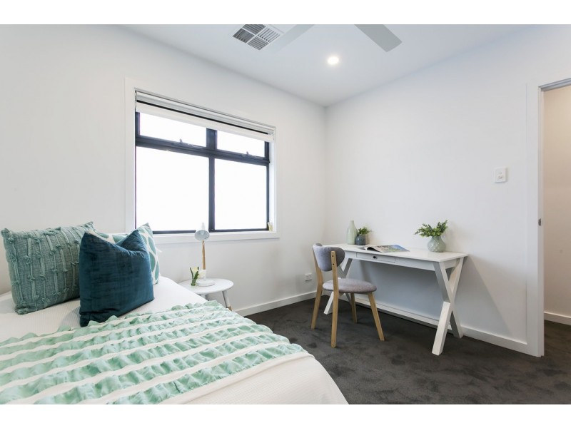 14 Railway Terrace (corner 51 Illawarra Ave), Hove SA 5048