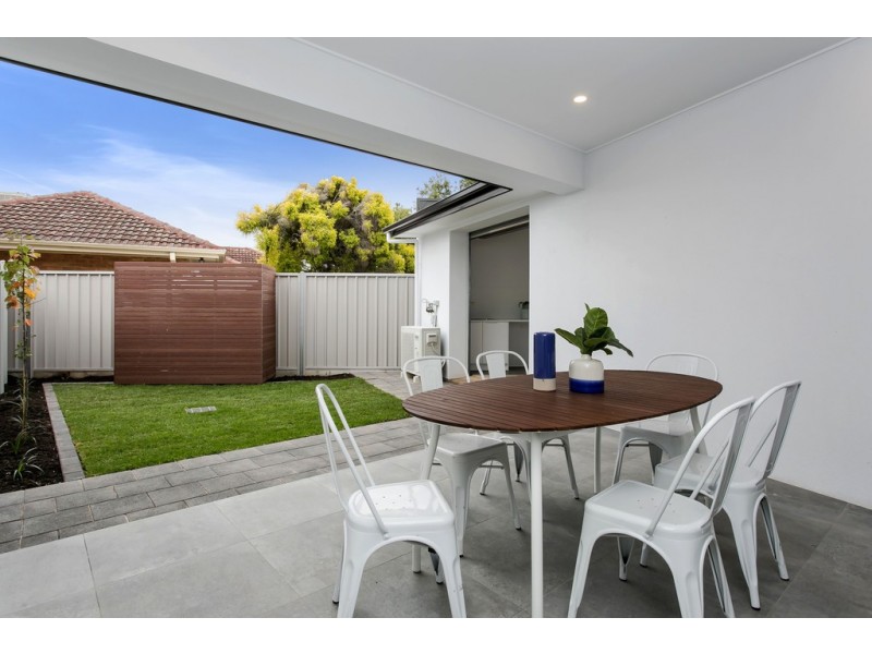 14 Railway Terrace (corner 51 Illawarra Ave), Hove SA 5048