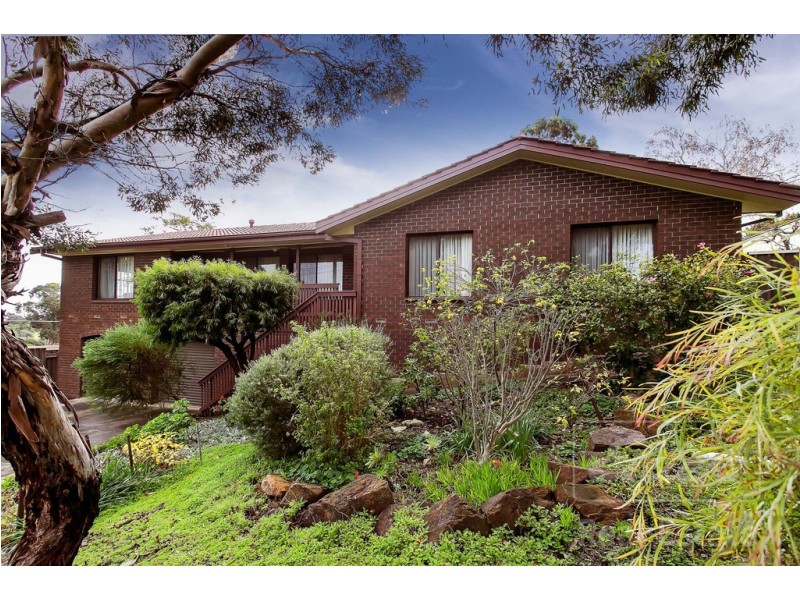 2 Regano Road, Flagstaff Hill SA 5159