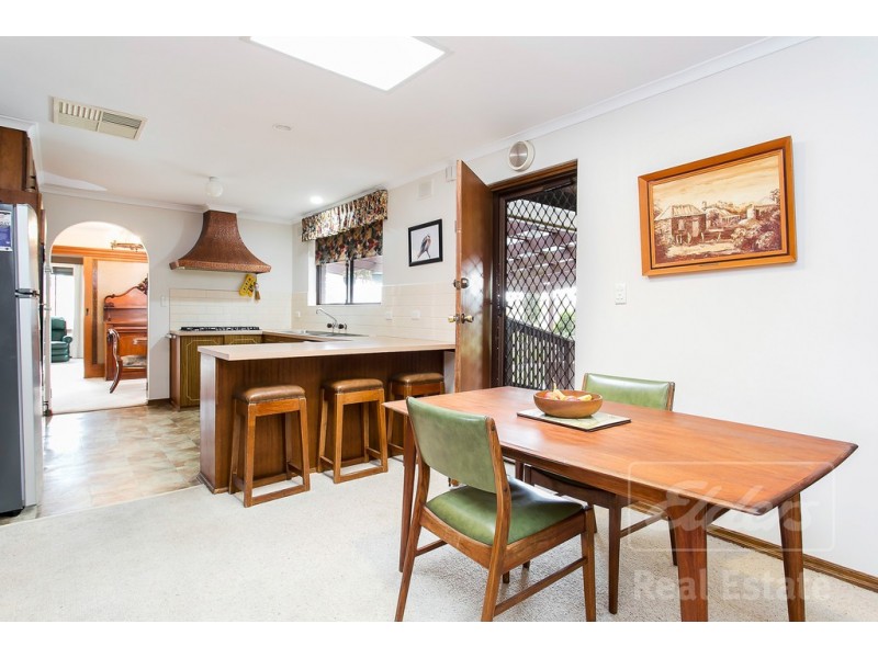 2 Regano Road, Flagstaff Hill SA 5159