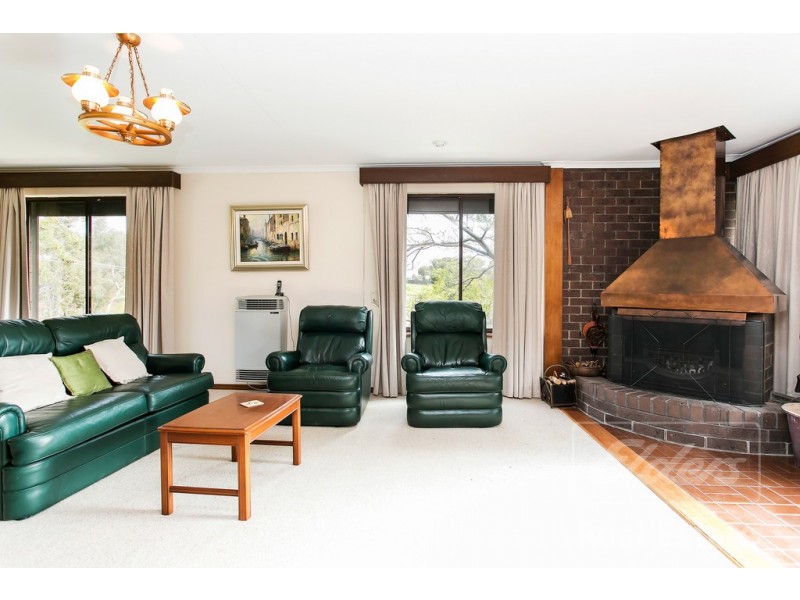 2 Regano Road, Flagstaff Hill SA 5159