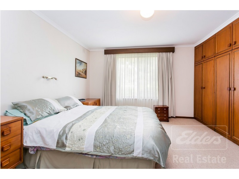 2 Regano Road, Flagstaff Hill SA 5159