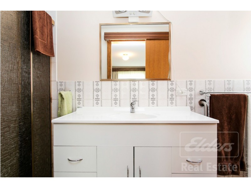 2 Regano Road, Flagstaff Hill SA 5159