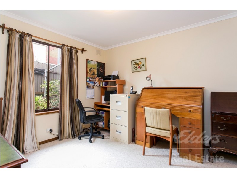 2 Regano Road, Flagstaff Hill SA 5159