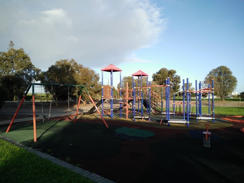 4 and 6 Arkaba Street, Taperoo SA 5017