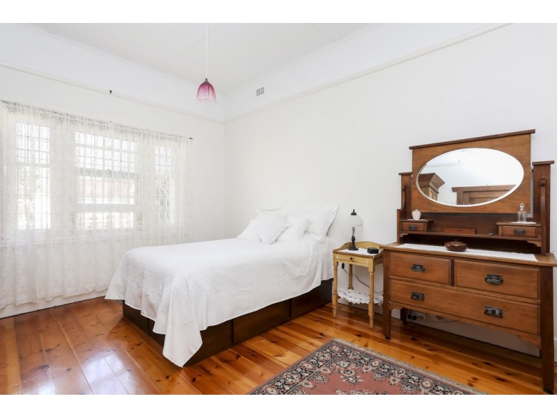 16 Thomas Street, Clarence Gardens SA 5039