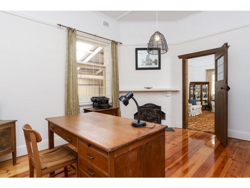 16 Thomas Street, Clarence Gardens SA 5039