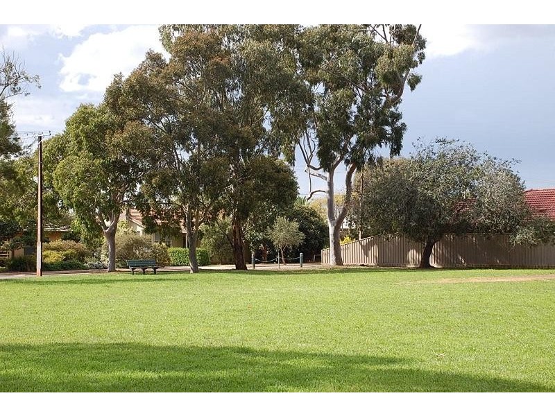 29 Sutton Avenue, Seacombe Gardens SA 5047