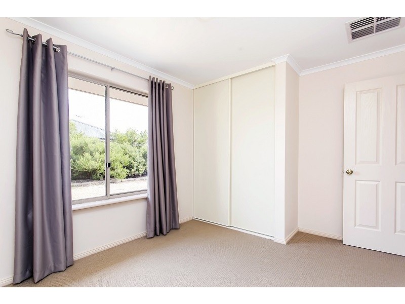 24 Seahaven Way, Aldinga Beach SA 5173