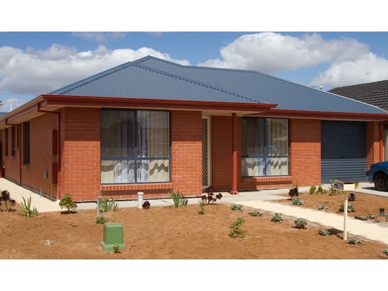 10 McKinna Road, Christie Downs SA 5164