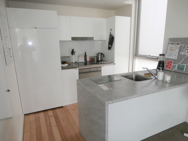 5/2 South Esplanade, Glenelg SA 5045