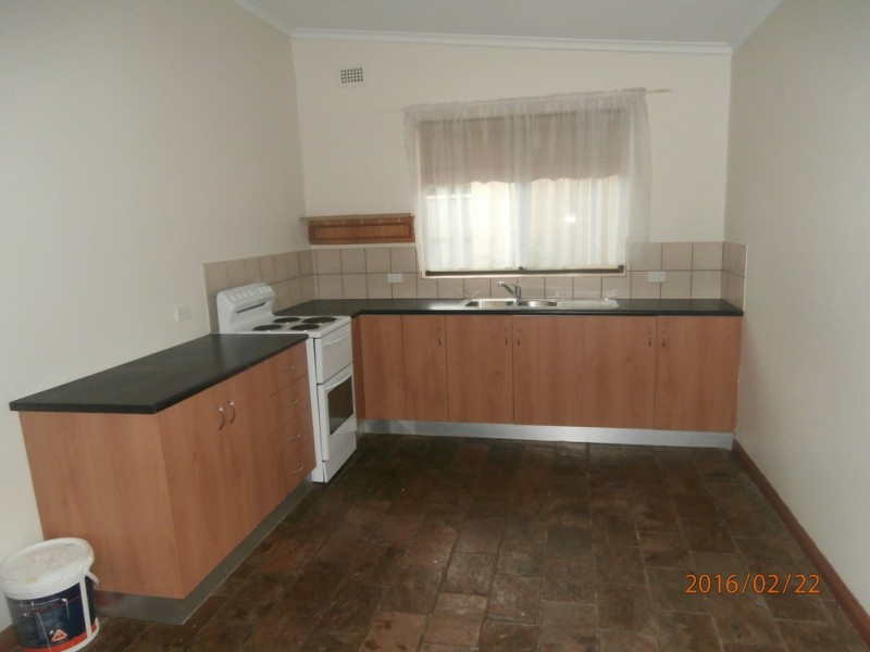 6 Dunrobin Road, Hove SA 5048