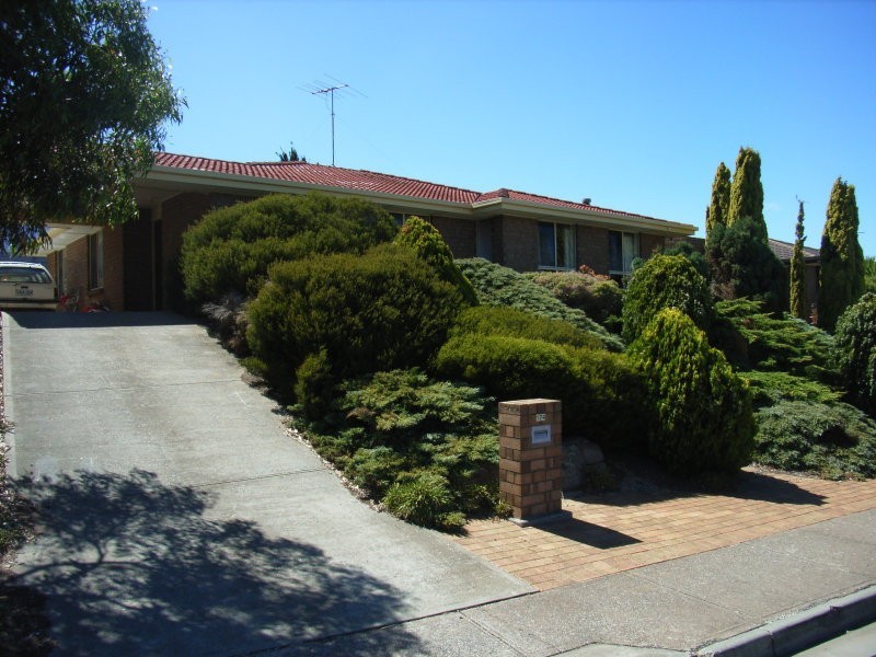 174 Perry Barr Road, Hallett Cove SA 5158