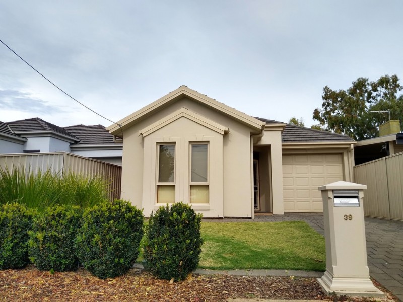 39 Illawarra Avenue, Hove SA 5048