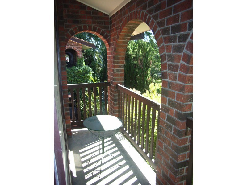 2/18 Byron Road, Black Forest SA 5035