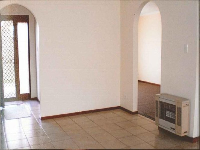 2 Fairhill Street, Hallett Cove SA 5158