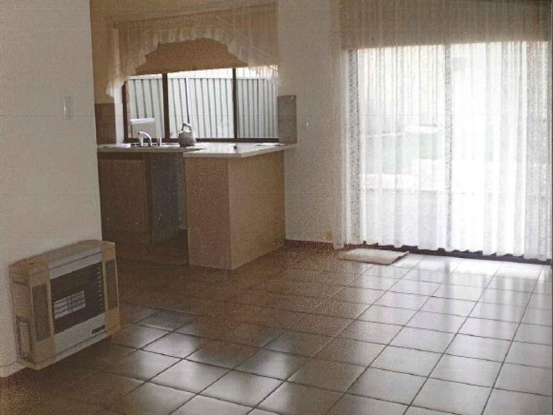 2 Fairhill Street, Hallett Cove SA 5158