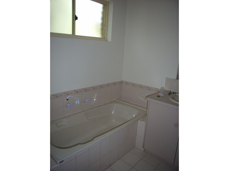 1/61 Wheatsheaf Road, Morphett Vale SA 5162