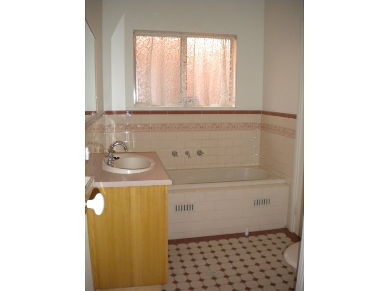 6A Aberfeldy Avenue, Woodville SA 5011