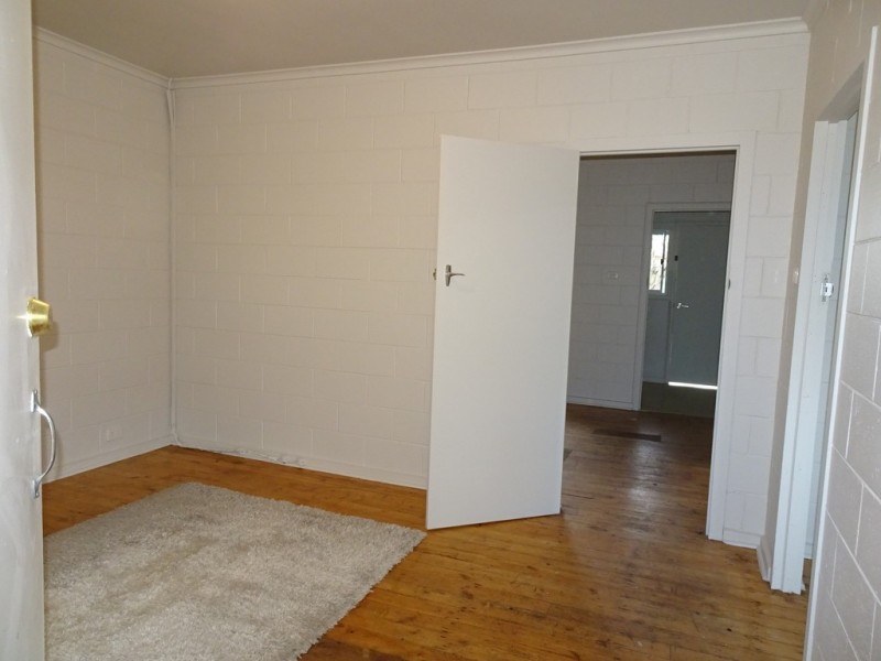 38 Yongala Street, Taperoo SA 5017