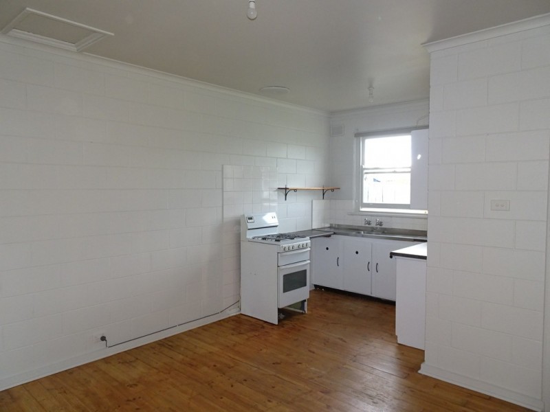 38 Yongala Street, Taperoo SA 5017