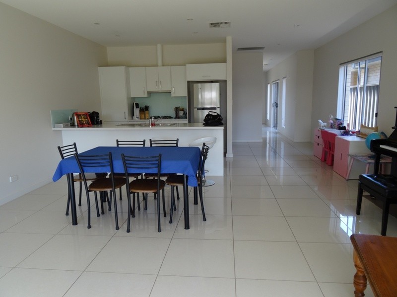 15 Kingston Avenue, Seacombe Gardens SA 5047