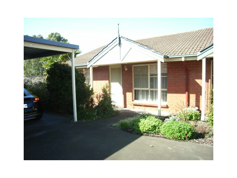 2/17 Cungena Avenue, Park Holme SA 5043