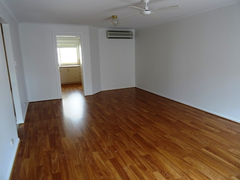 2/17 Cungena Avenue, Park Holme SA 5043