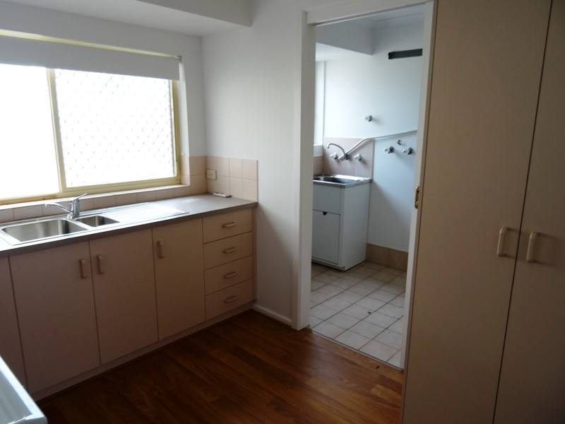 2/17 Cungena Avenue, Park Holme SA 5043