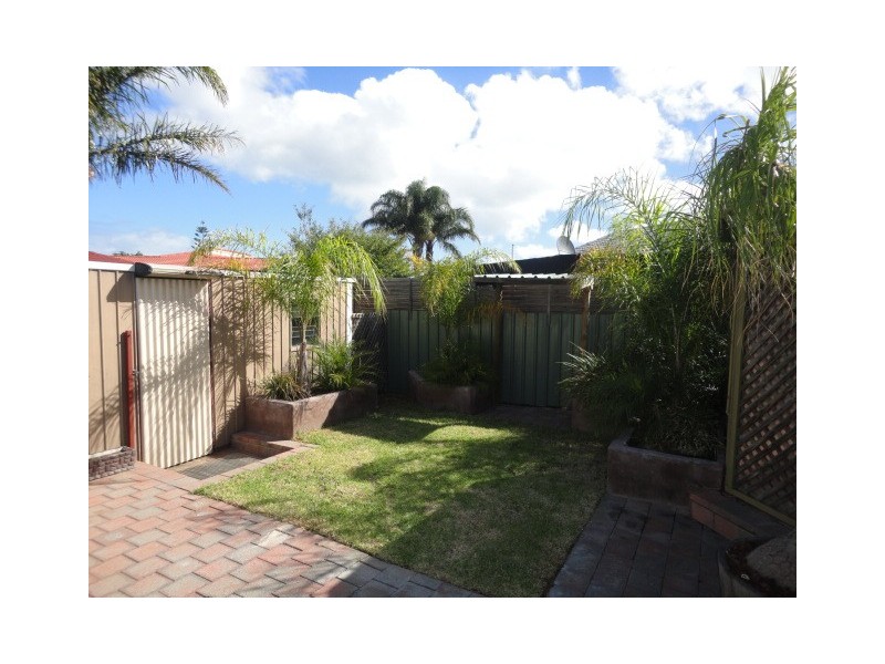 15 HURON GROVE, West Lakes SA 5021