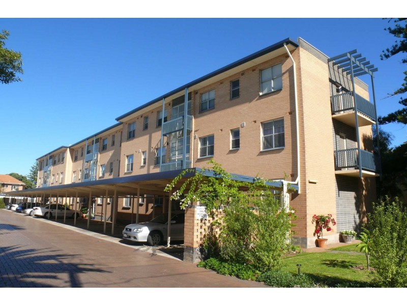 3/18 ROBERT STREET, Glenelg South SA 5045