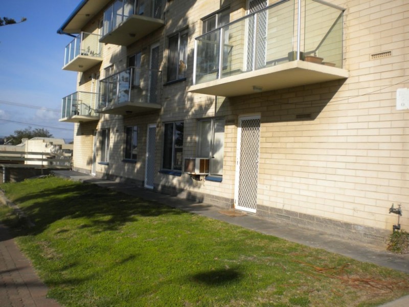 8/582 Seaview Road, Grange SA 5022