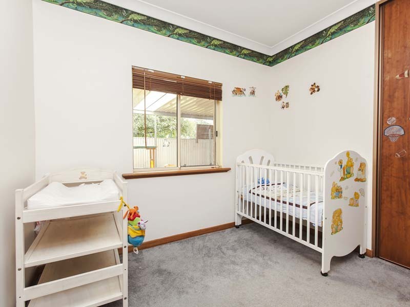 15 Riesling Avenue, Glengowrie SA 5044